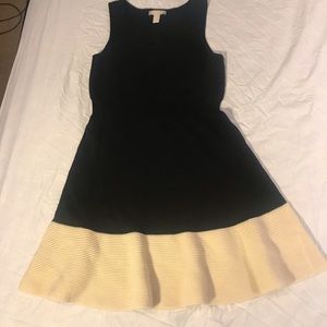 Sleeveless dress
